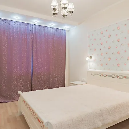 Apartment 3 Lux Centr Ploshad Podeby *