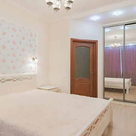 Apartment 3 Lux Centr Ploshad Podeby *